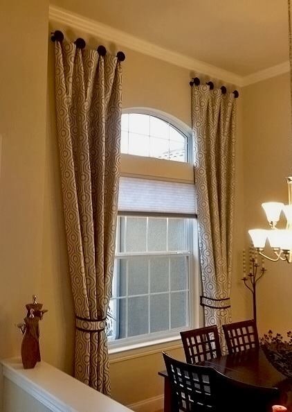 Drapery in Dining Room by B&G Window Fashions